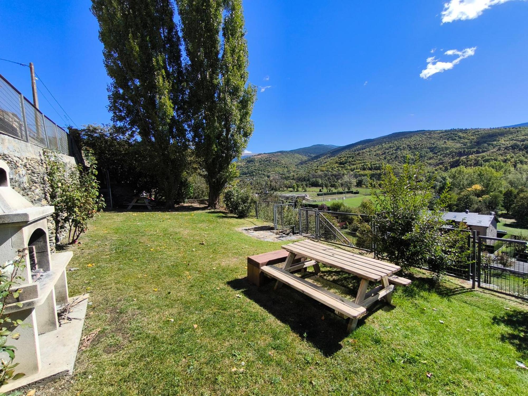 Ideal Parejas - Tranquilidad Y Naturaleza - Vistas Al Lago Osséja Esterno foto